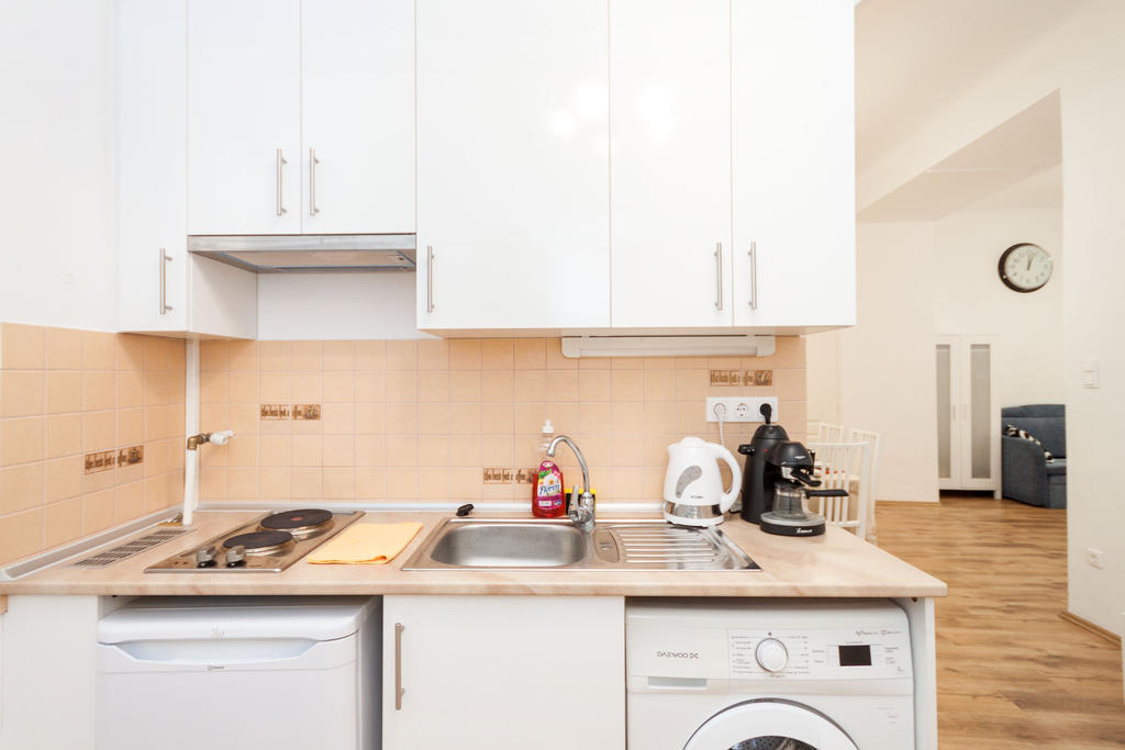 Like Home - City Center - Style Apartment بودابست المظهر الخارجي الصورة