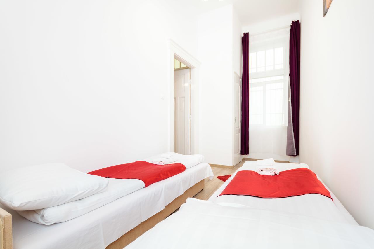 Like Home - City Center - Style Apartment بودابست المظهر الخارجي الصورة