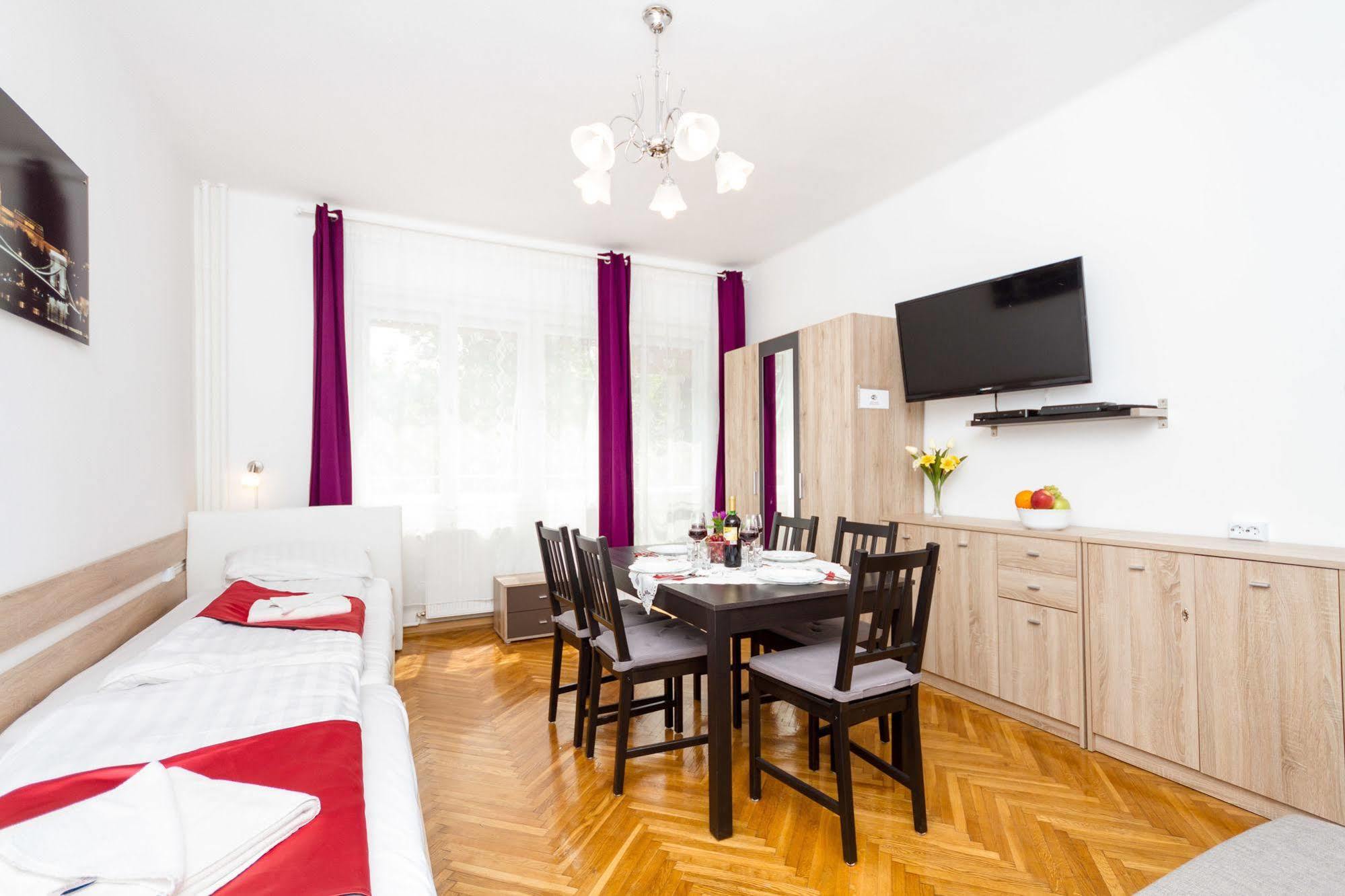 Like Home - City Center - Style Apartment بودابست المظهر الخارجي الصورة